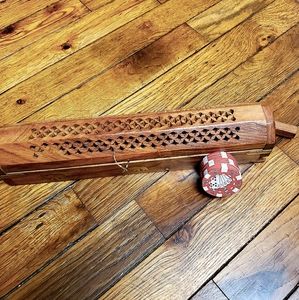 Instance holder/herb crusher